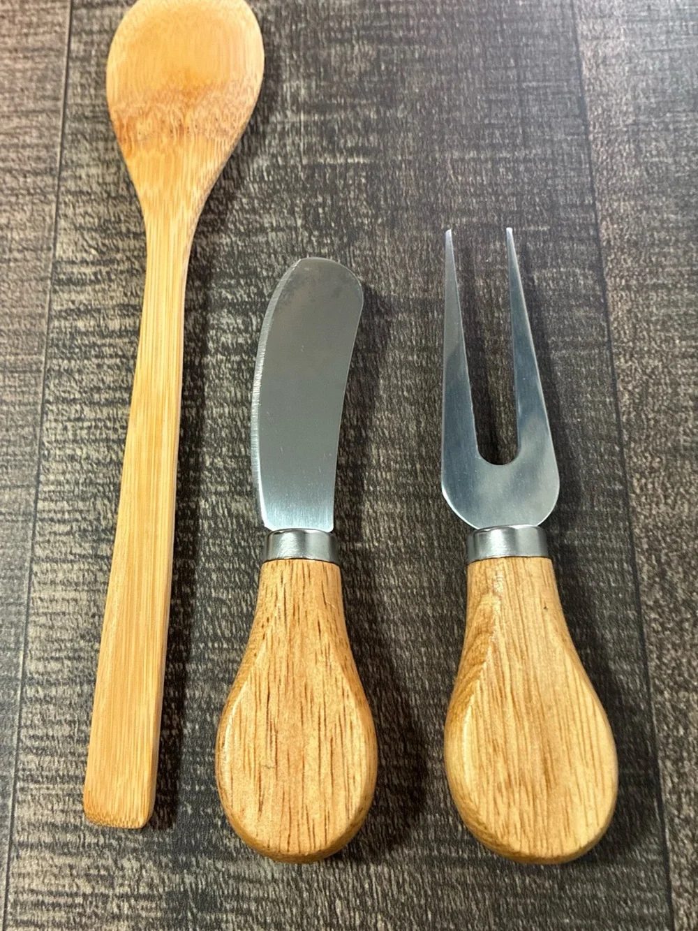 Bamboo Cheese & Serving Set with Spreader and Spoon - Natural